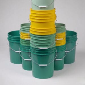 Chaudière en plastique 5 gallons (19 L) – Fin de ligne (Couleurs variées)